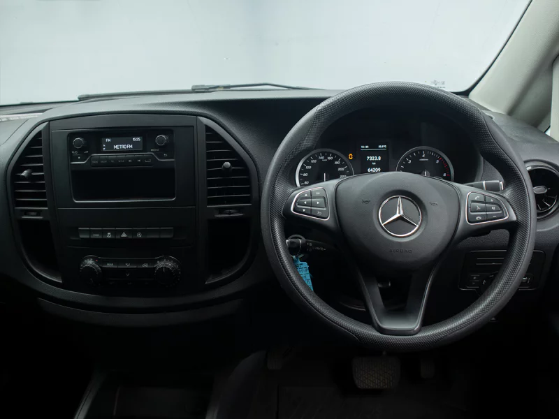 Vehicle Image for 17/24for Mercedes Benz Commercial Vito - 116 2.0 CDI TOURER PRO A/T