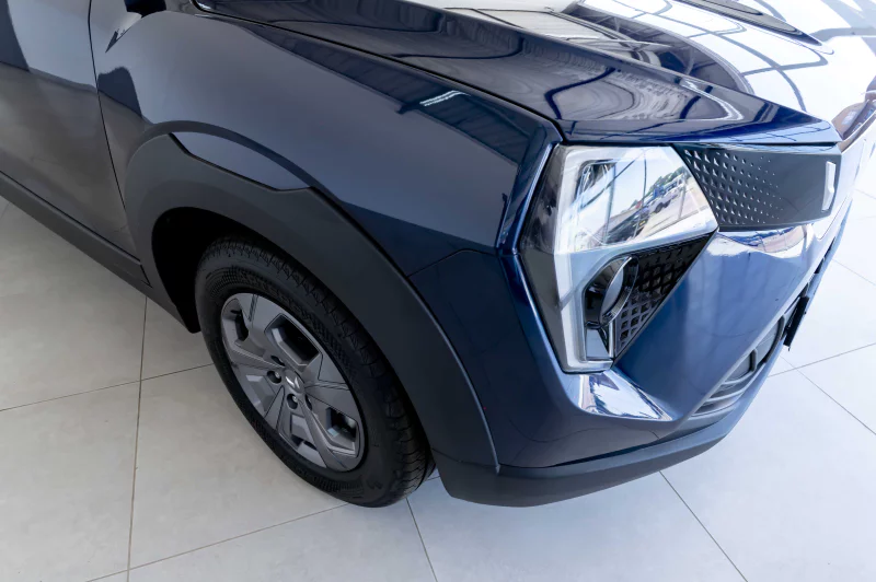 Vehicle Image for 6/24for Mahindra XUV3X0 1.2 MX3 MT
