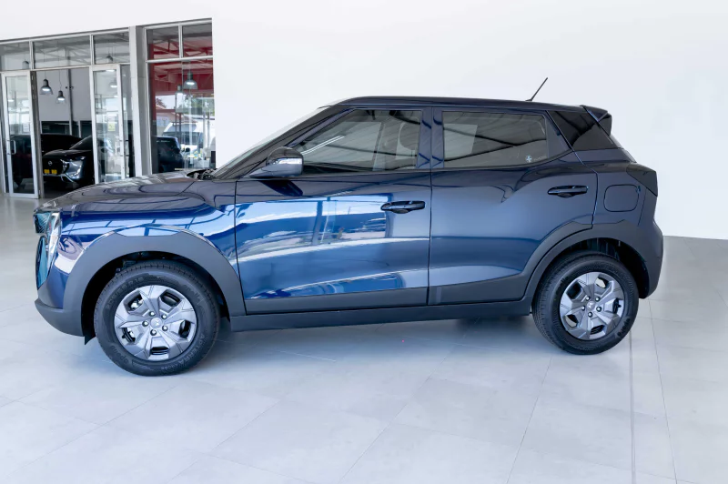 Vehicle Image for 3/24for Mahindra XUV3X0 1.2 MX3 MT