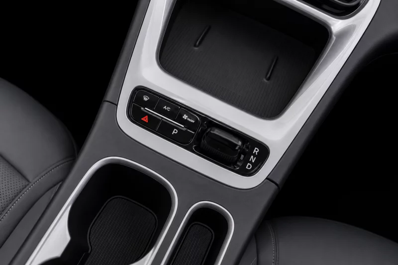Vehicle Image for 20/25for Geely E2 Apex