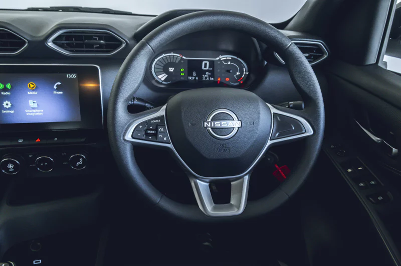 Vehicle Image for 15/25for Nissan Magnite 1.0 Visia MT