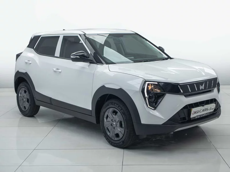Vehicle Image for 3/23for Mahindra XUV3X0 1.2 MX3 MT