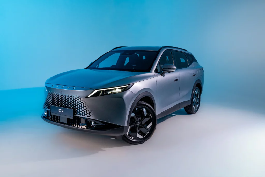 Rewriting the Rules: The First-Ever OMODA C7 Has Landed in SA at Omoda Jaecoo Sandton, Northcliff and Melrose Arch!